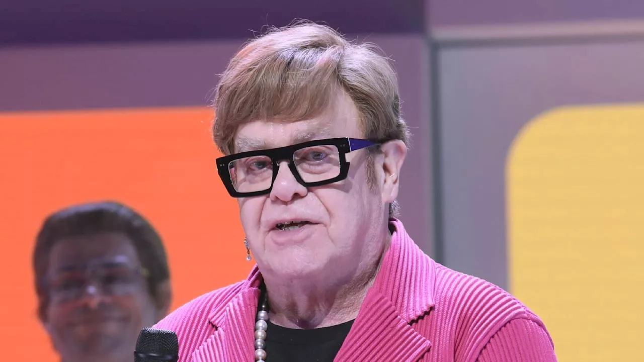 Elton John Erblindet, Kann Wieder ins Studio Wollen