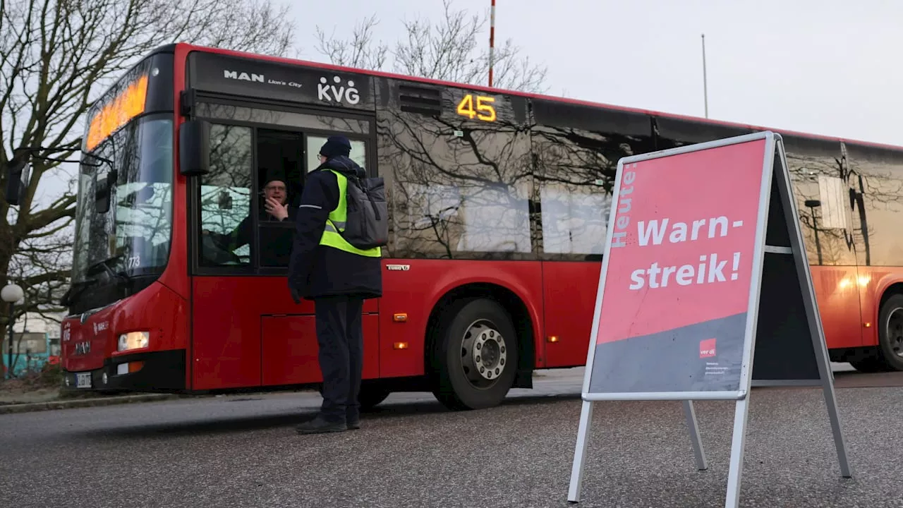 Verdi ruft Warnstreik in privaten Busunternehmen in Schleswig-Holstein auf