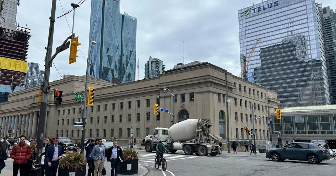 Busy Toronto street kicks off major makeover set to wrap in 2025