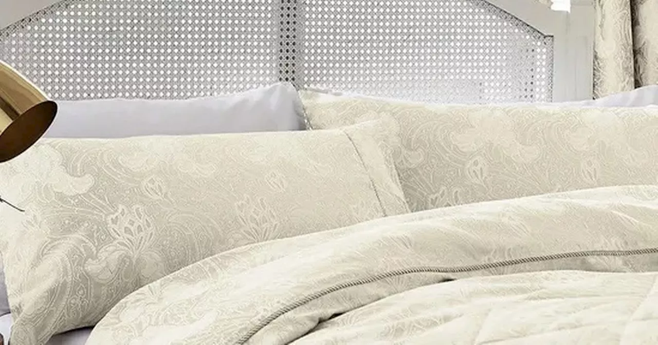 Debenhams cuts 70% off bedding that makes bedrooms look 'royal'