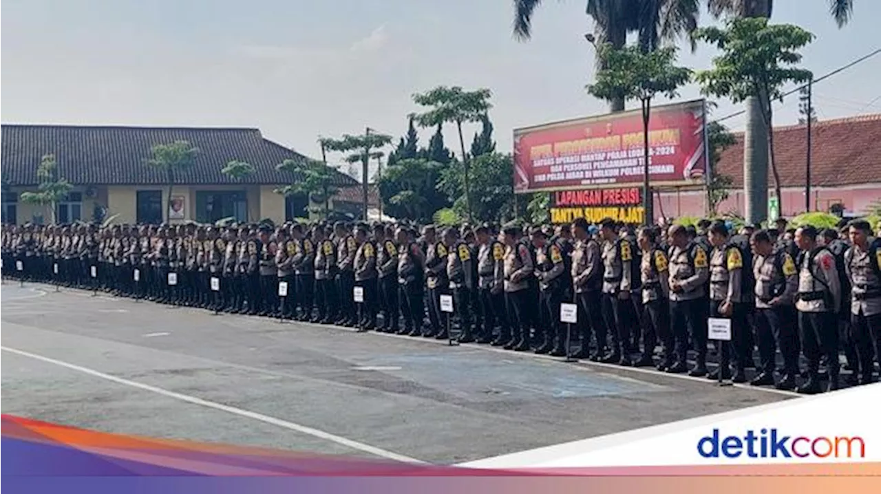 2 Polisi Jaga 12-17 TPS Saat Pilkada Serentak Cimahi dan KBB