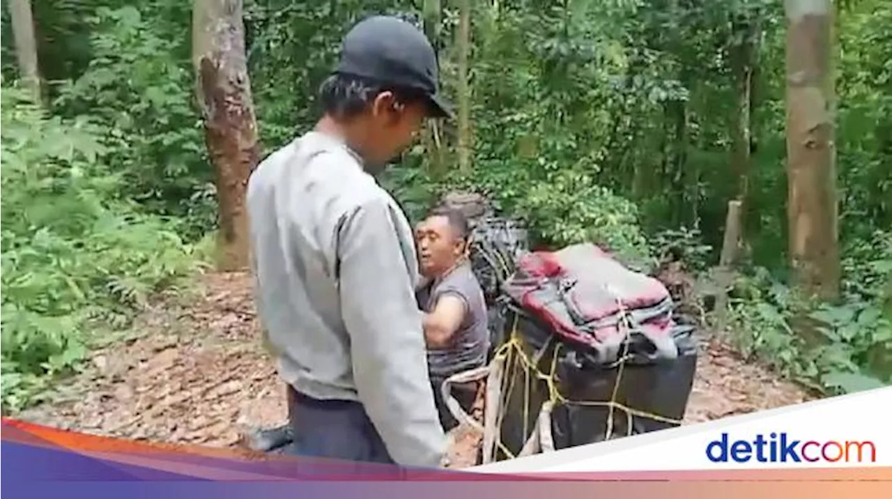 Perjuangan Kirim Logistik Pilkada ke Desa-desa Terpencil di Jambi