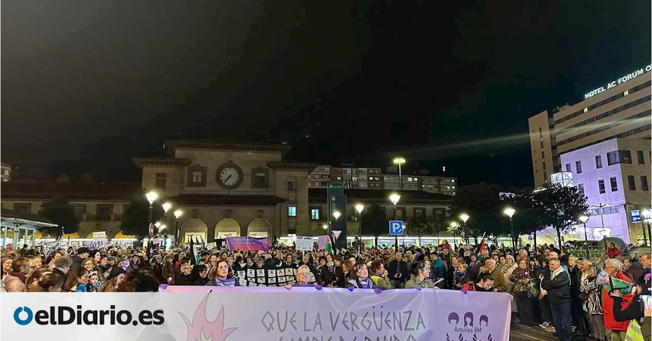 La manifestación feminista en Oviedo pide acabar con el pacto de silencio patriarcal