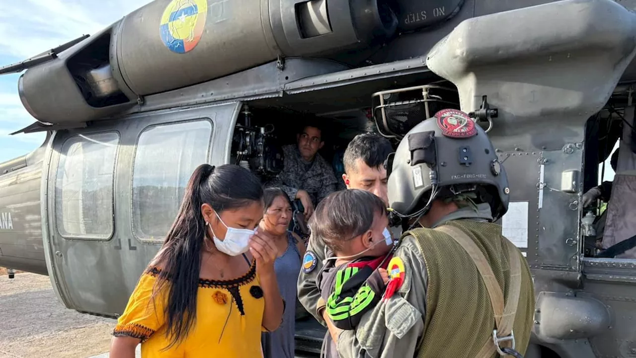 Dos menores y dos adultos wayuu fueron trasladados vía aérea en La Guajira