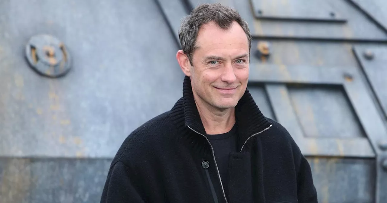 Jude Law Révèle le Secret sur le Cottage Anglophone de The Holiday