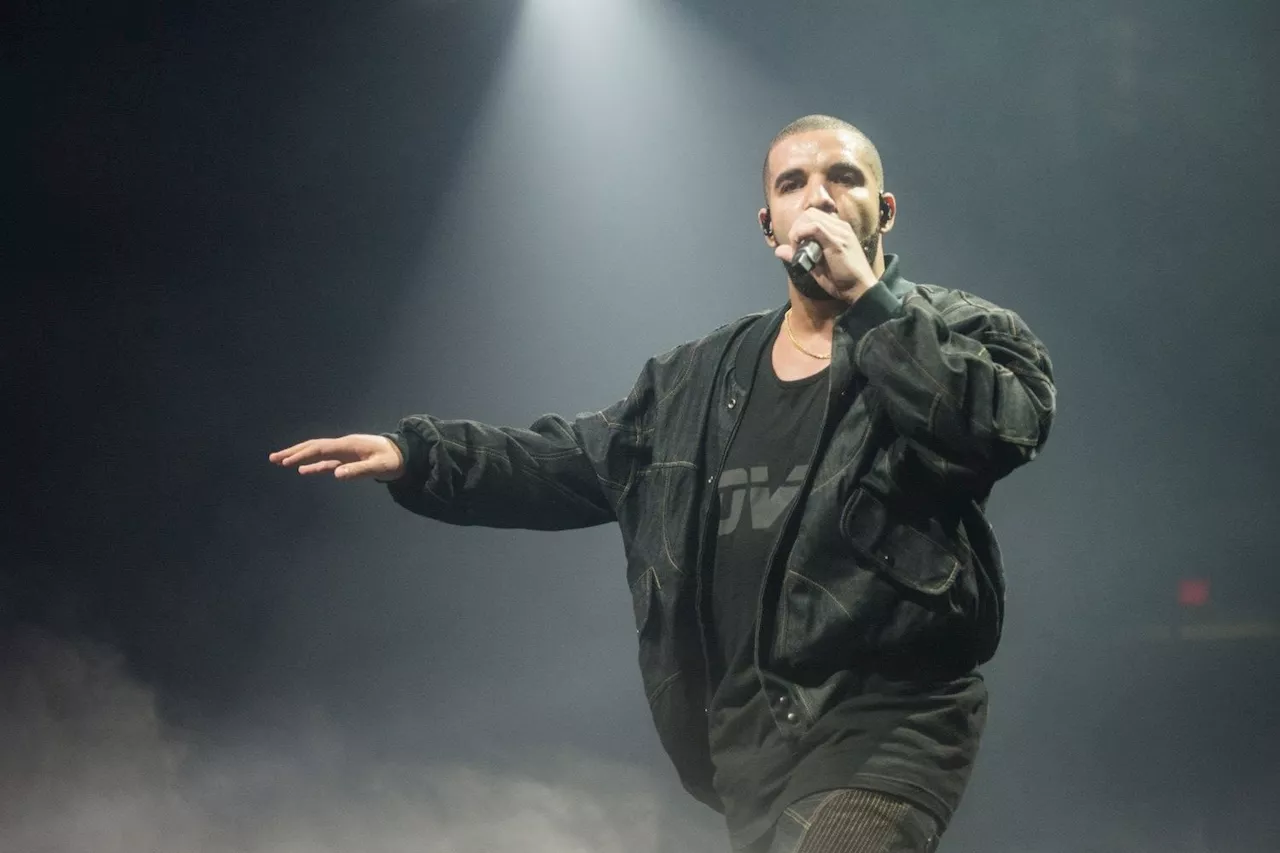 Drake Thinks Spotify and Apple Rigged His Rap Beef With Kendrick Lamar