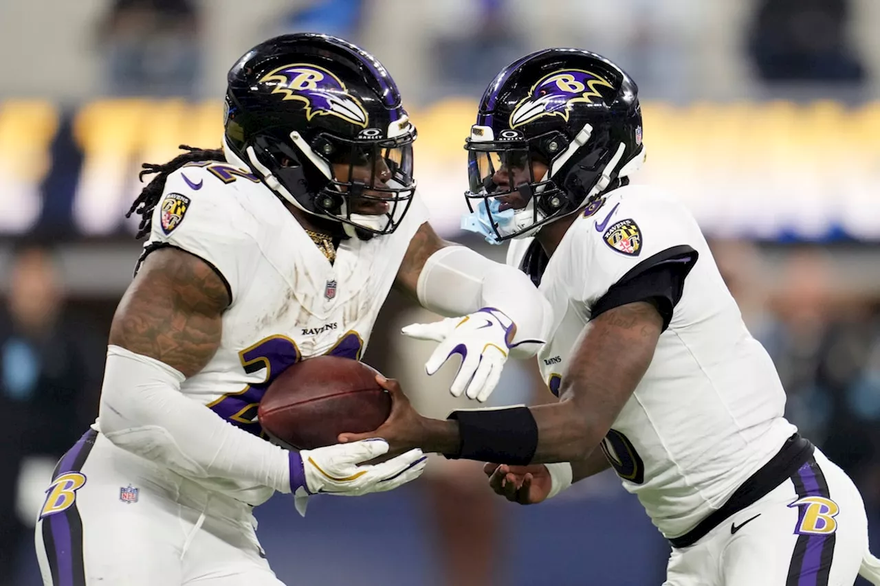 Jackson accounts for 3 TDs, John Harbaugh moves to 3-0 against brother as Ravens beat Chargers 30-23