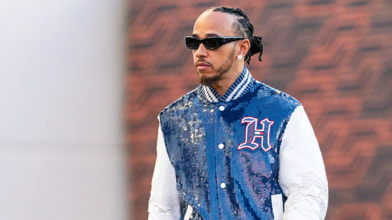 Lewis Hamilton succombe à la tendance paillettes avec un look spectaculaire