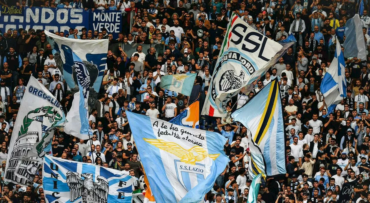 Ajax-Lazio, trasferta vietata ai tifosi biancocelesti: «Rischio di disordini antisemiti»