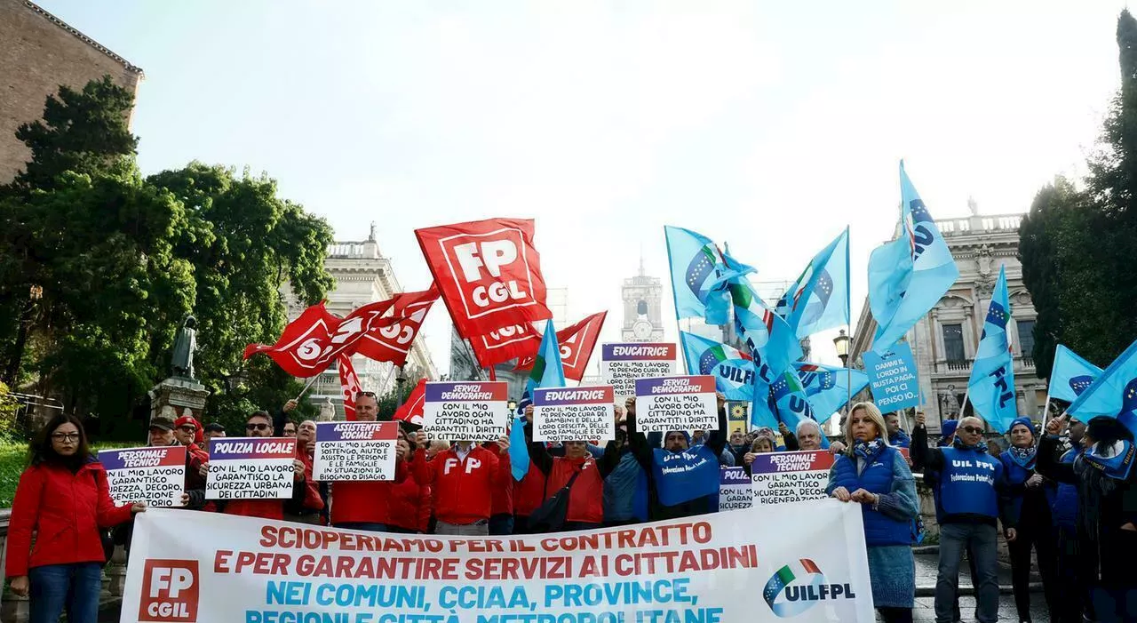 Sciopero 29 novembre, flash mob di CGIL e UIL a Roma in vista della mobilitazione generale