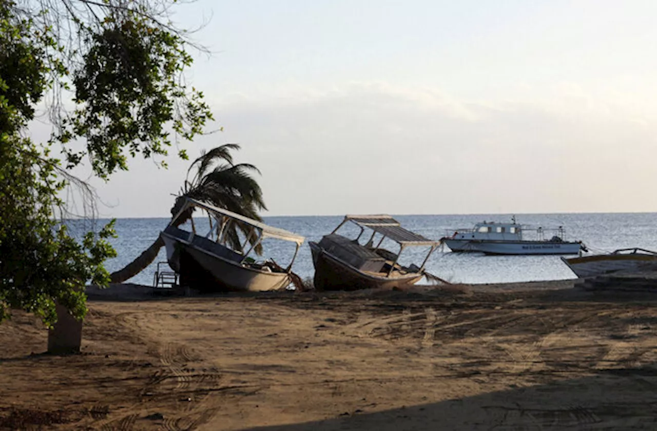 Quattro morti e otto dispersi nel naufragio di un’imbarcazione turistica nel mar Rosso