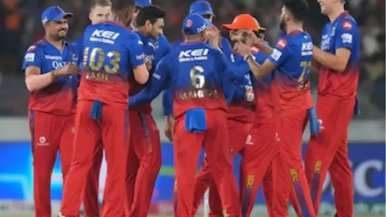 RCB के ड्रेसिंग रूम में होगा महायुद्ध, फ्रेंचाइजी ने दो दुश्मनों को किया टीम में शामिल!