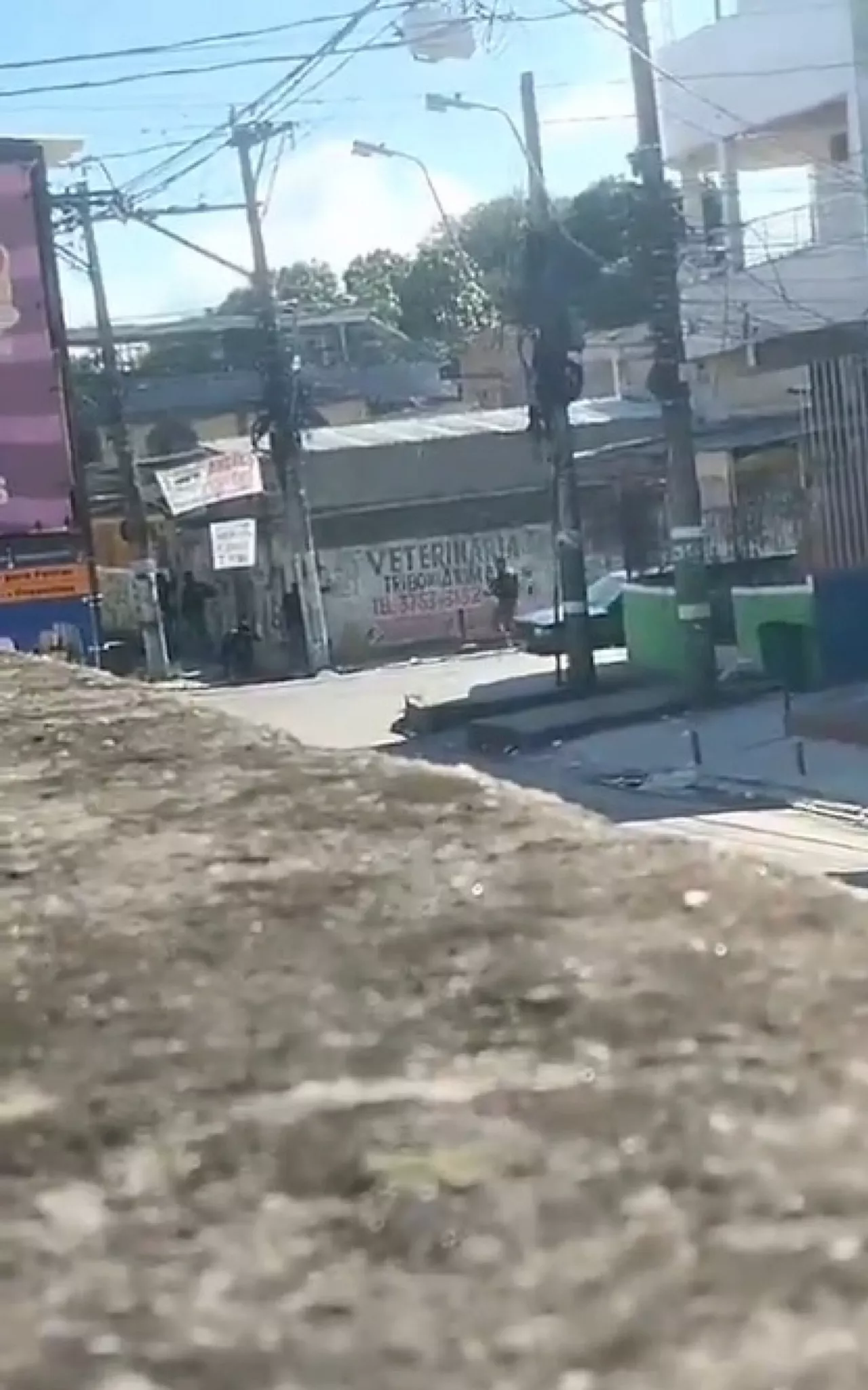 Operação da PM no Complexo do Chapadão causa intenso tiroteio; veja vídeo