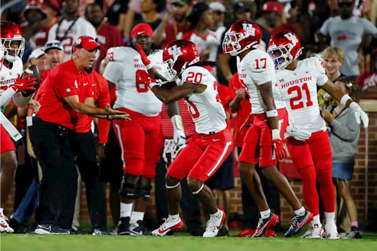 Houston fires offensive coordinator Kevin Barbay with team struggling to score