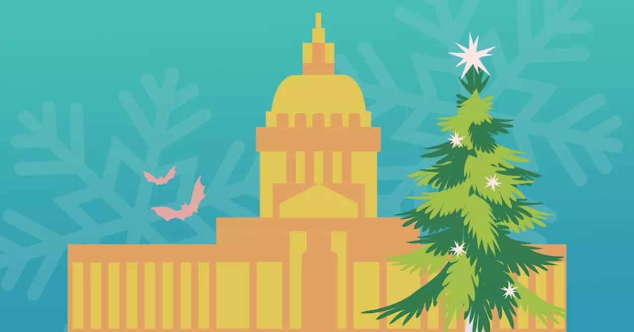 Join us at the Holiday Sing-Along, Tree Lighting and Downtown Stroll, Dec. 7