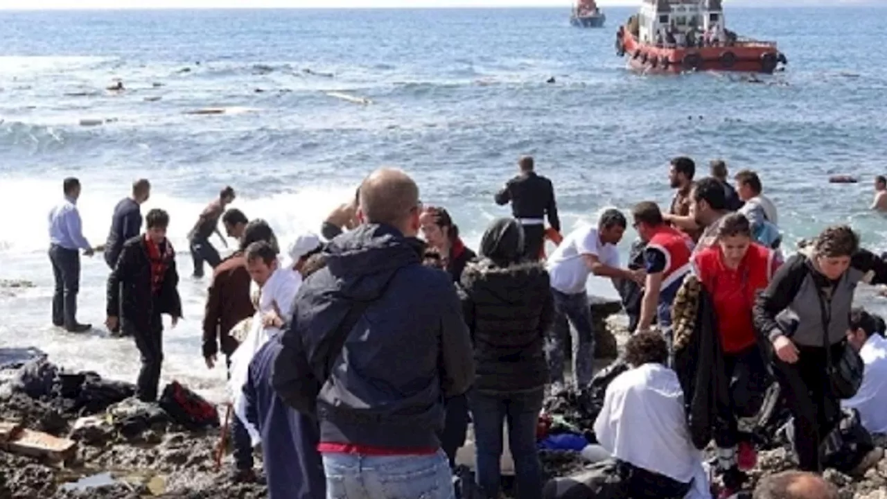 Migranti, naufragio al largo della Grecia: 8 morti tra cui 6 bimbi