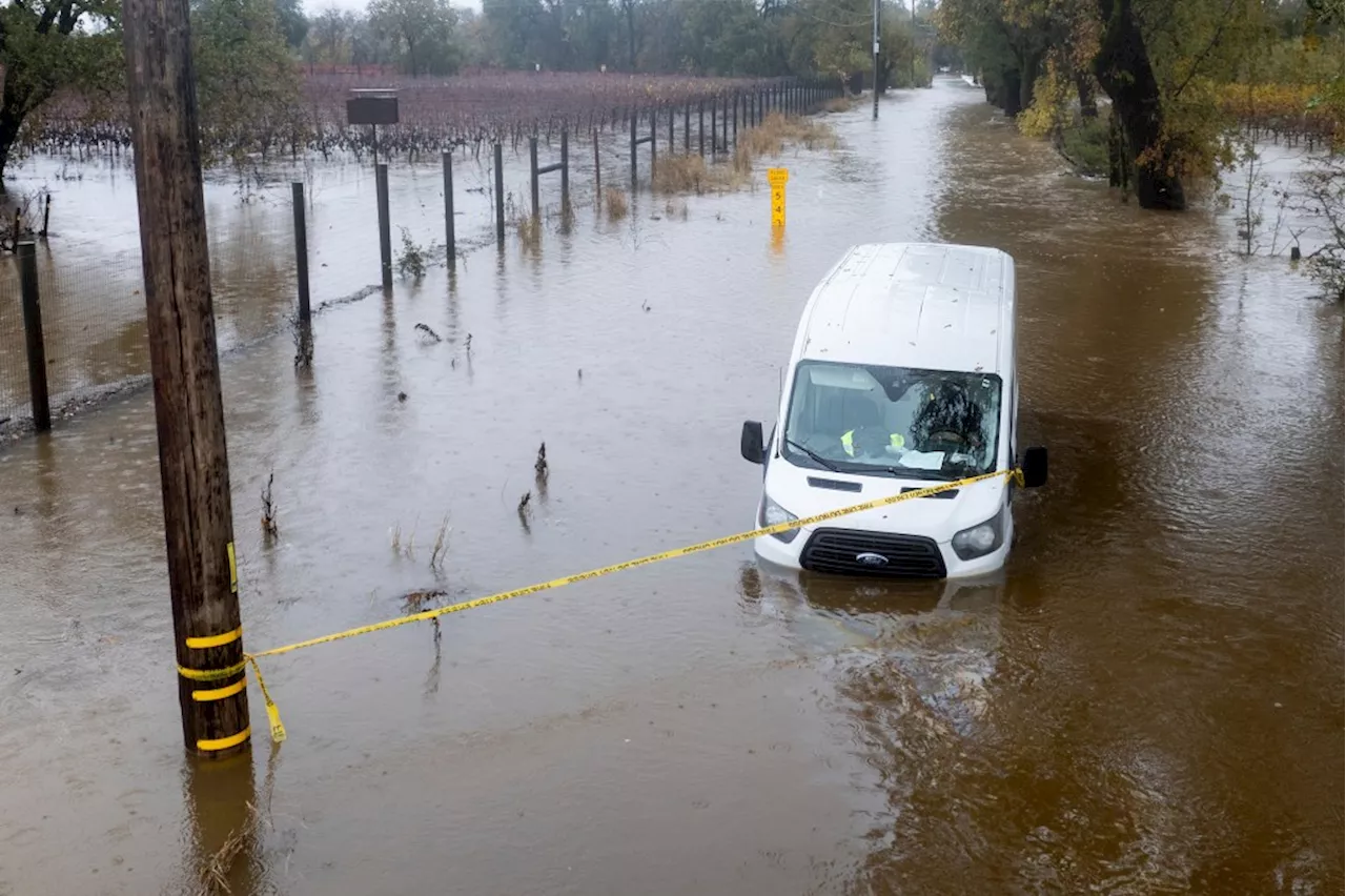 Heavy Rains Flood Windsor, California