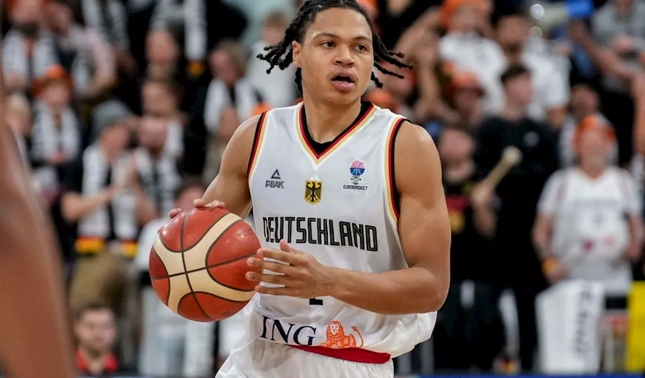 Deutscher Basketball-Teenager Begeistert mit Klasse im Länderspiel