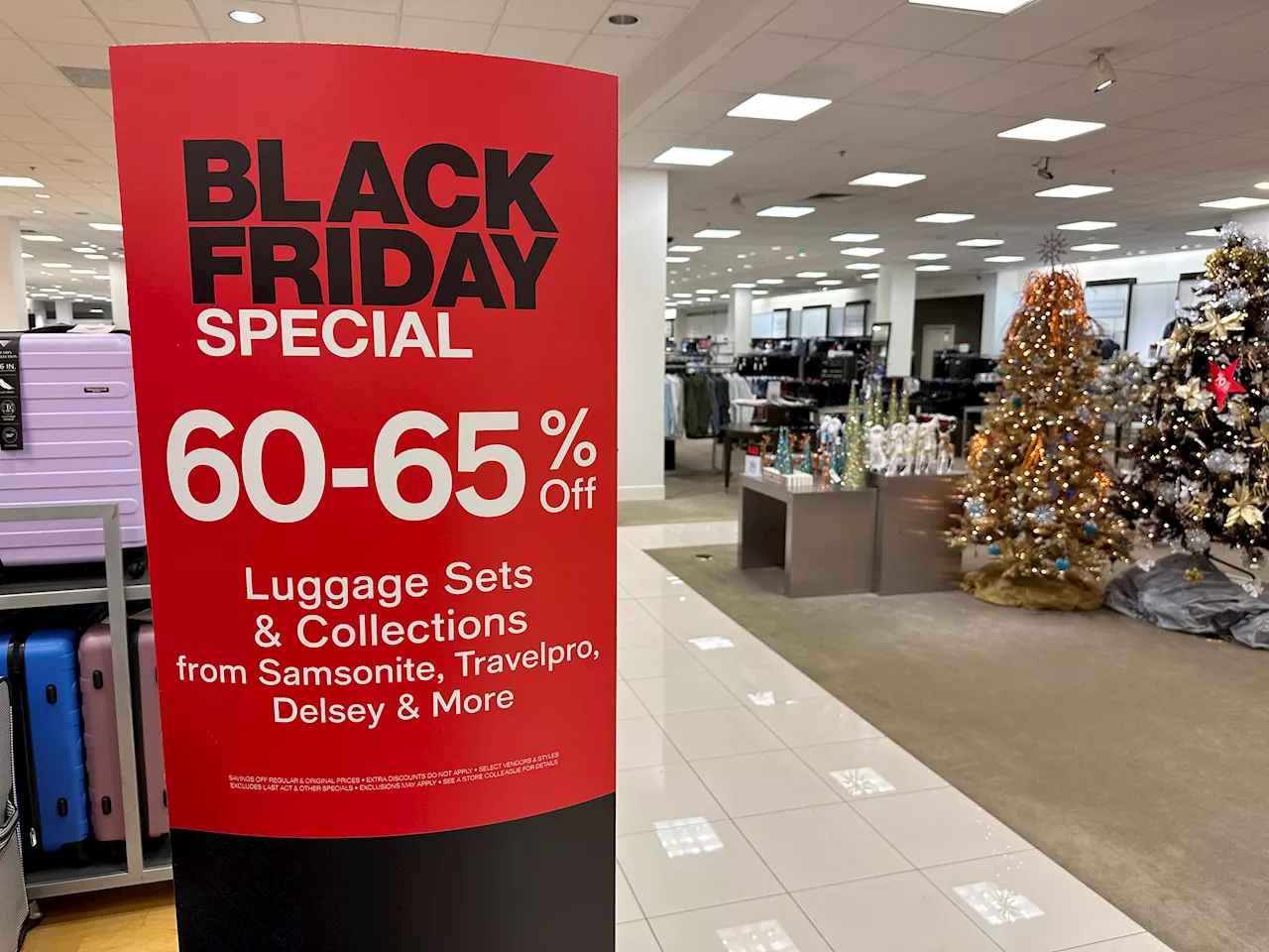 Chicago-area mall issues traffic advisory ahead of 2024 Black Friday shopping