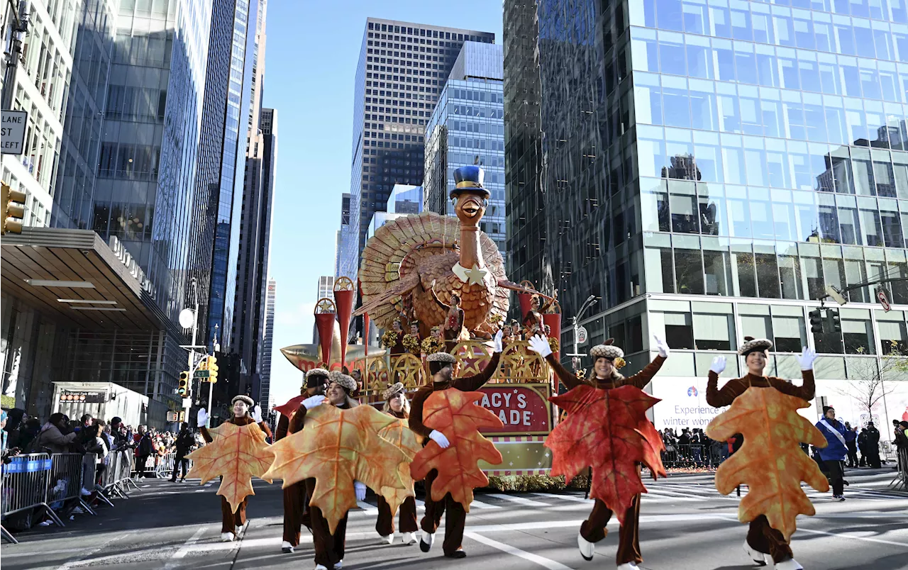 NYC Thanksgiving Day Parade will go on rain or shine, Macy's says