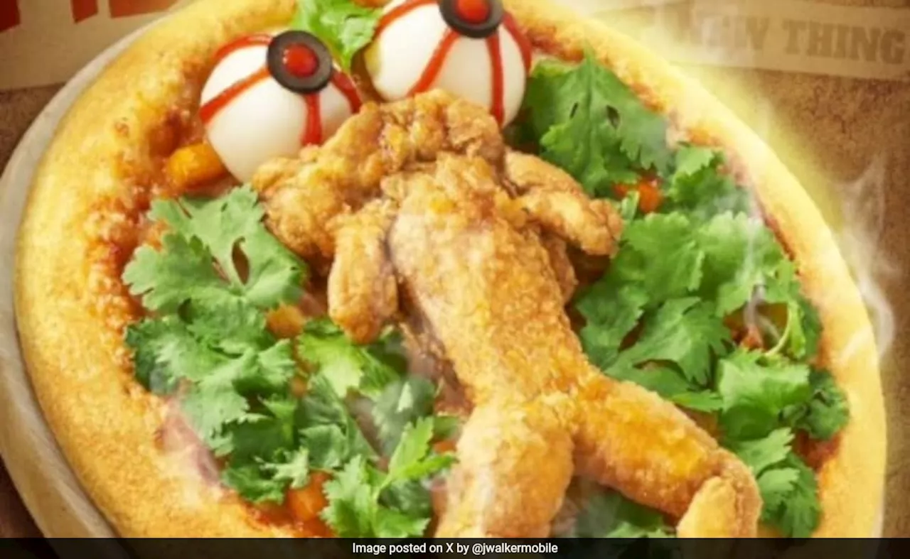 चीन के पिज्जा हट में बिक रहा मेंढक वाला Pizza, फ्राइड फ्रॉग को देख सोशल मीडिया पर भड़के लोग, बोले- कचरे में फेंक दो