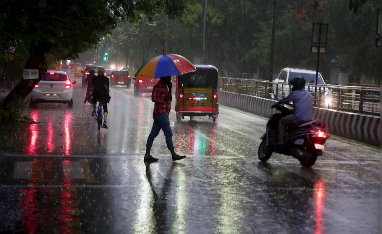 तमिलनाडु के कई हिस्सों में भारी बारिश, चक्रवात तूफान की आशंका, जानिए IMD का आपडेट