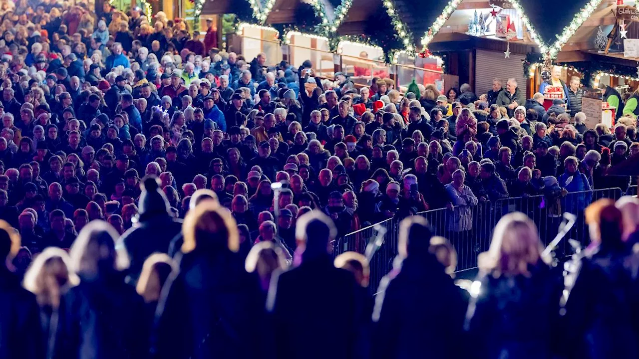 Thüringen: Adventszauber - Weihnachtsmarkt in Erfurt eröffnet