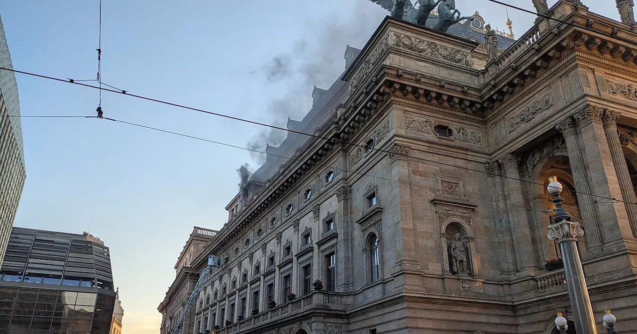 Brand im Nationaltheater in Prag