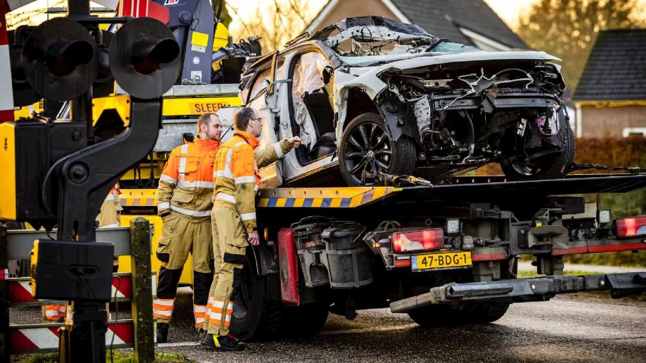 Twee Mannen Overleden Naar Het Ongeluk Bij Een Trein In Berghem