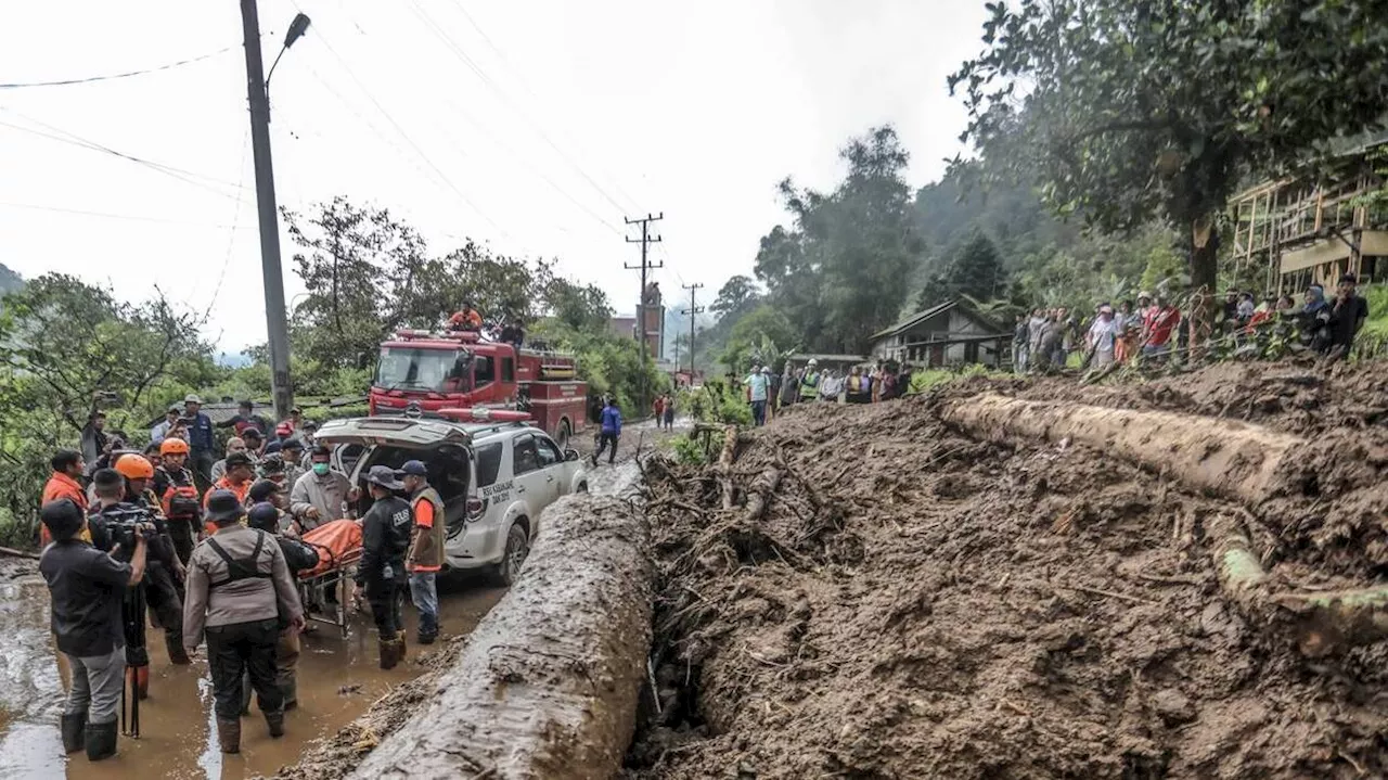 20 Mortels Catastrophes Naturelles En Sumatra Du Nord