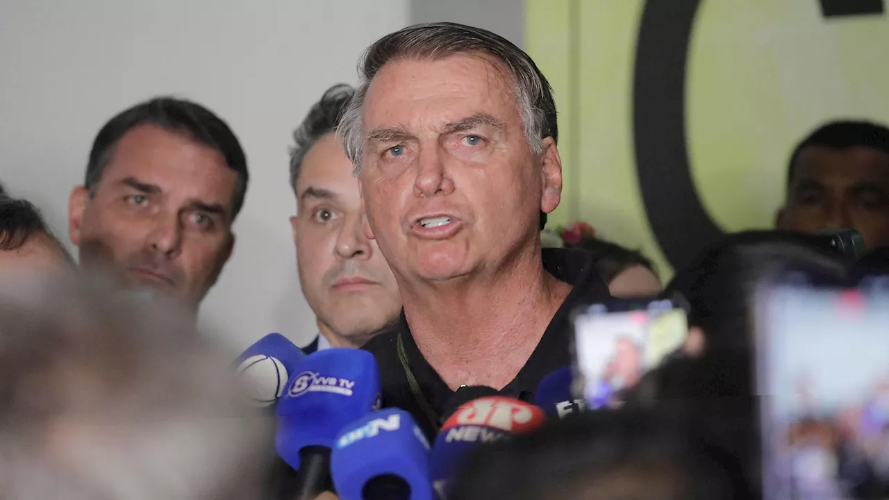 Bolsonaro tilda de 'livianas' las acusaciones de golpismo y arremete contra la Justicia brasileña