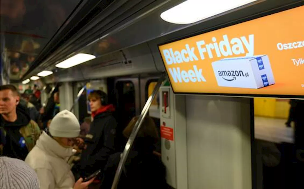 Black Friday, sciopero Amazon: 'Fa profitti a costo di ambiente e lavoratori'