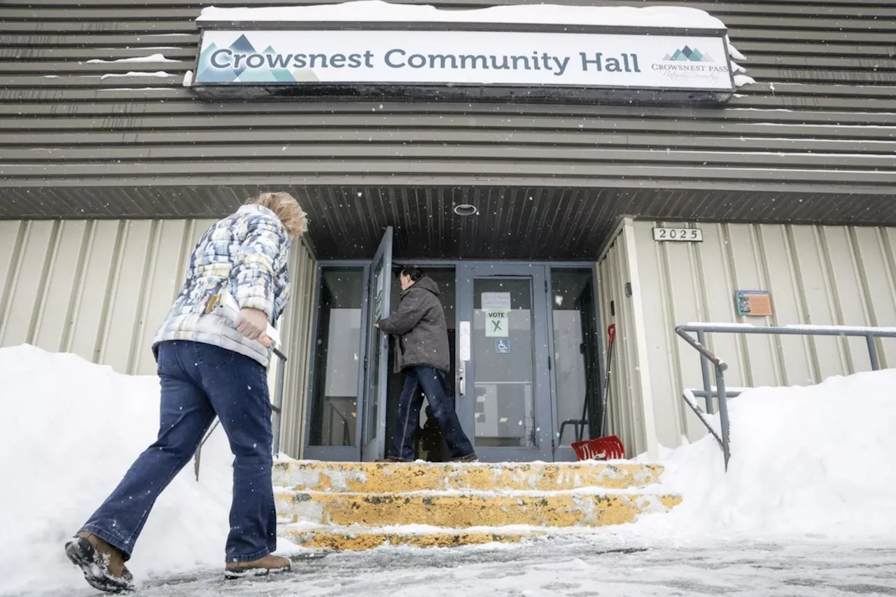 'Let's do this': Crowsnest Pass mayor wants proposed coal mine sooner than later