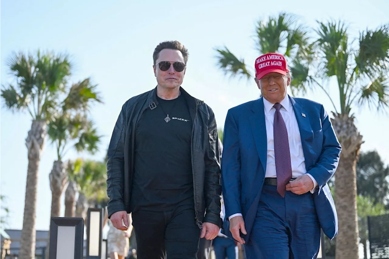 Elon Musk and Donald Trump Attend SpaceX Starship Rocket Launch