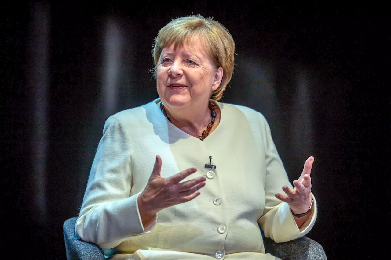 Merkel gönnt Merz Chance aufs Kanzleramt