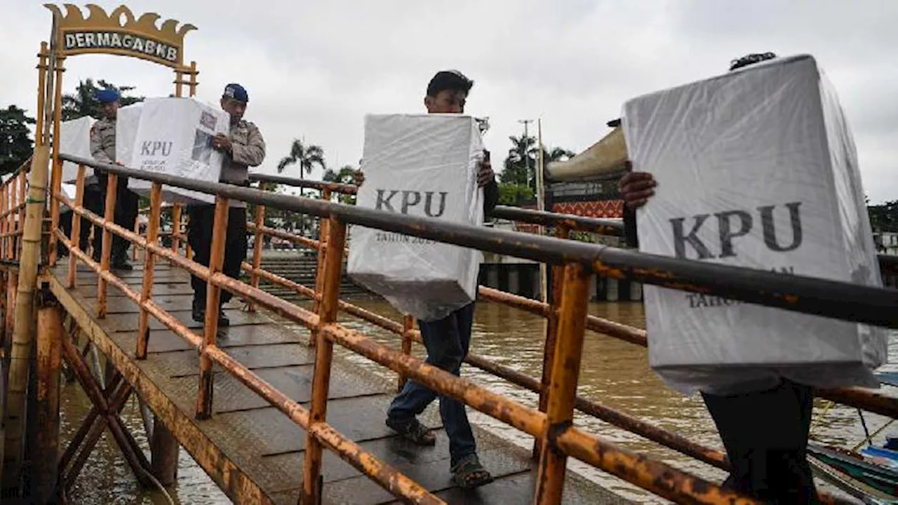 Pendistribusian Logistik Pilkada 2024 di Daerah Perairan Sungai Musi