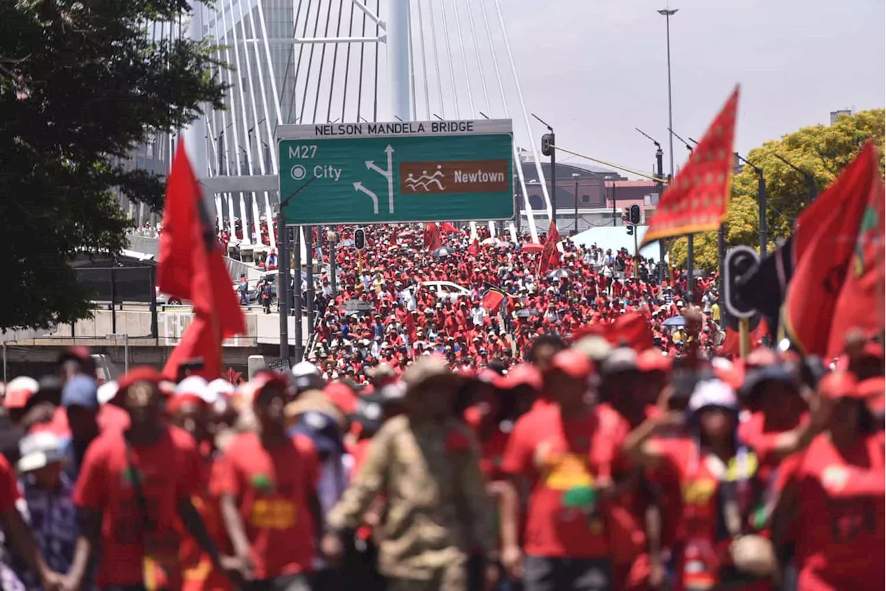 Best News Photographs from South Africa and Around the World