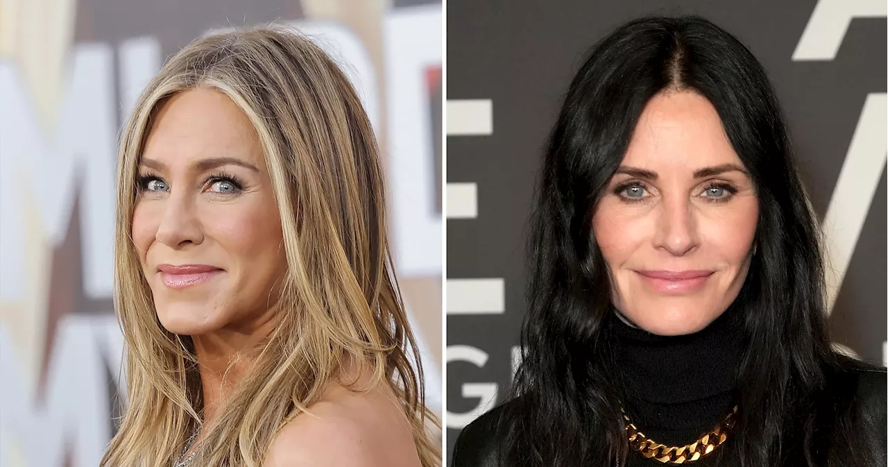 Jennifer Aniston and Courteney Cox Celebrate Friendsgiving