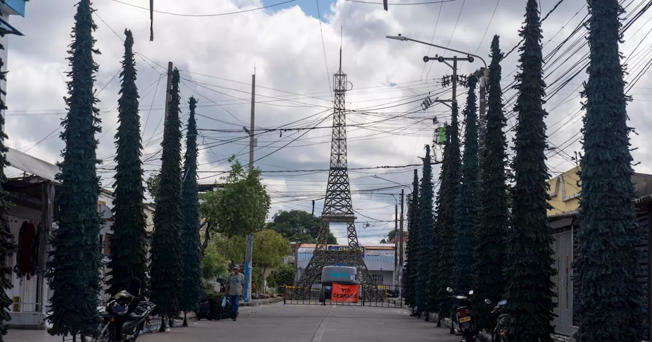 Torre Eiffel le da la bienvenida a la Navidad en Barrancabermeja