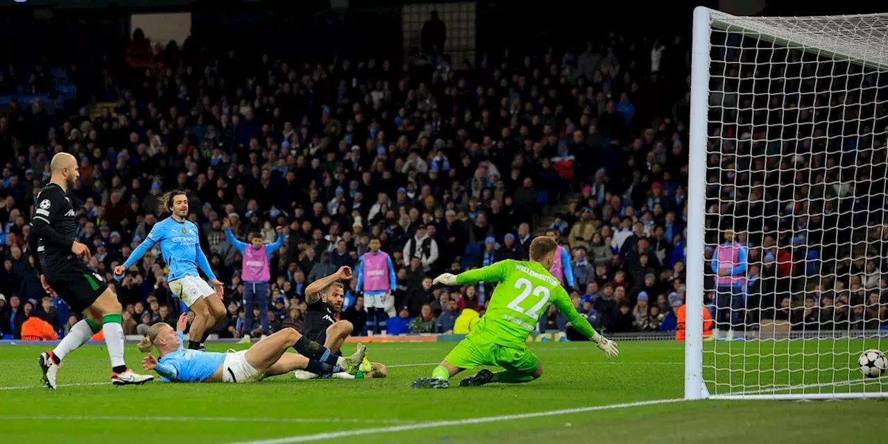 Feyenoord Verzamelt 22 Spelers Voor Wedstrijd in Manchester