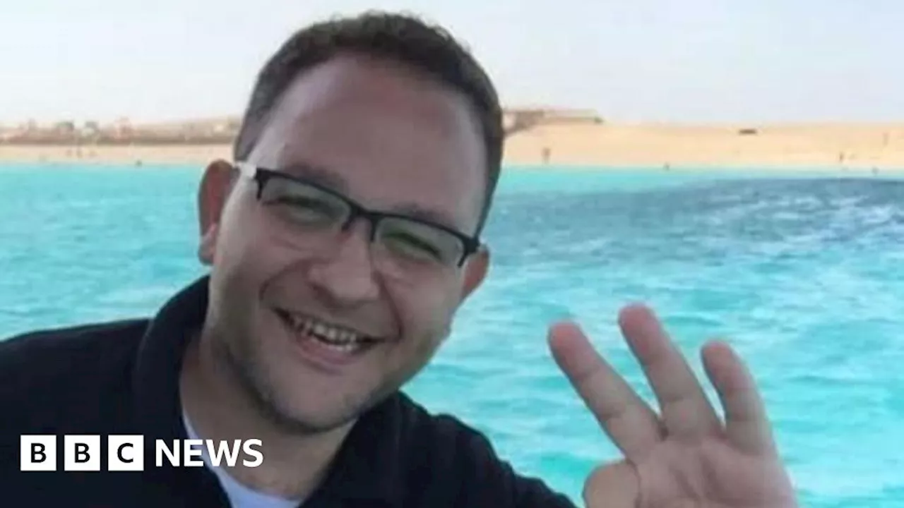 Egyptian Diver Finds Nephew Among Survivors of Sunken Tourist Boat