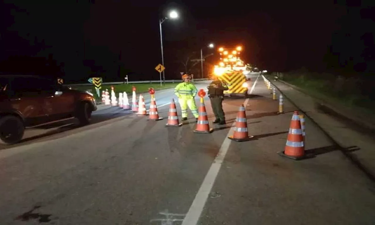 Por deslizamiento de una montaña cierran vías entre Bucaramanga y Barrancabermeja