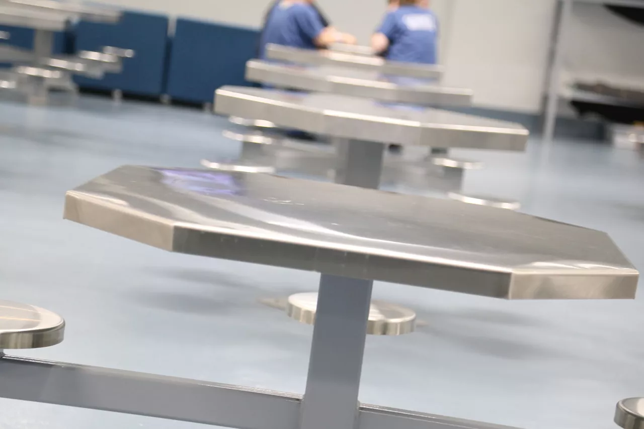 Summit Food Service will take over preparing meals in Cuyahoga County jail