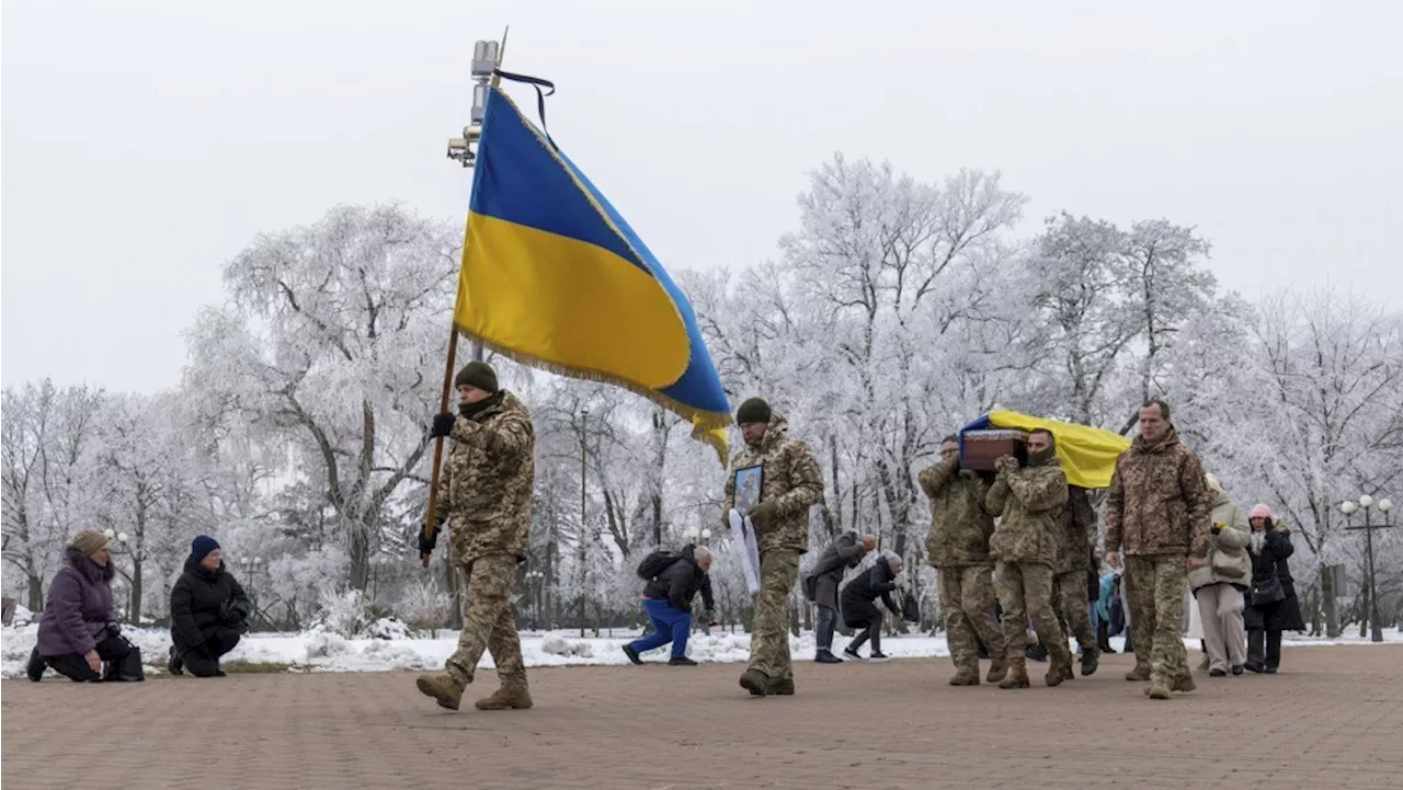 Biden Administration Urges Ukraine to Draft More Troops and Lower Mobilization Age