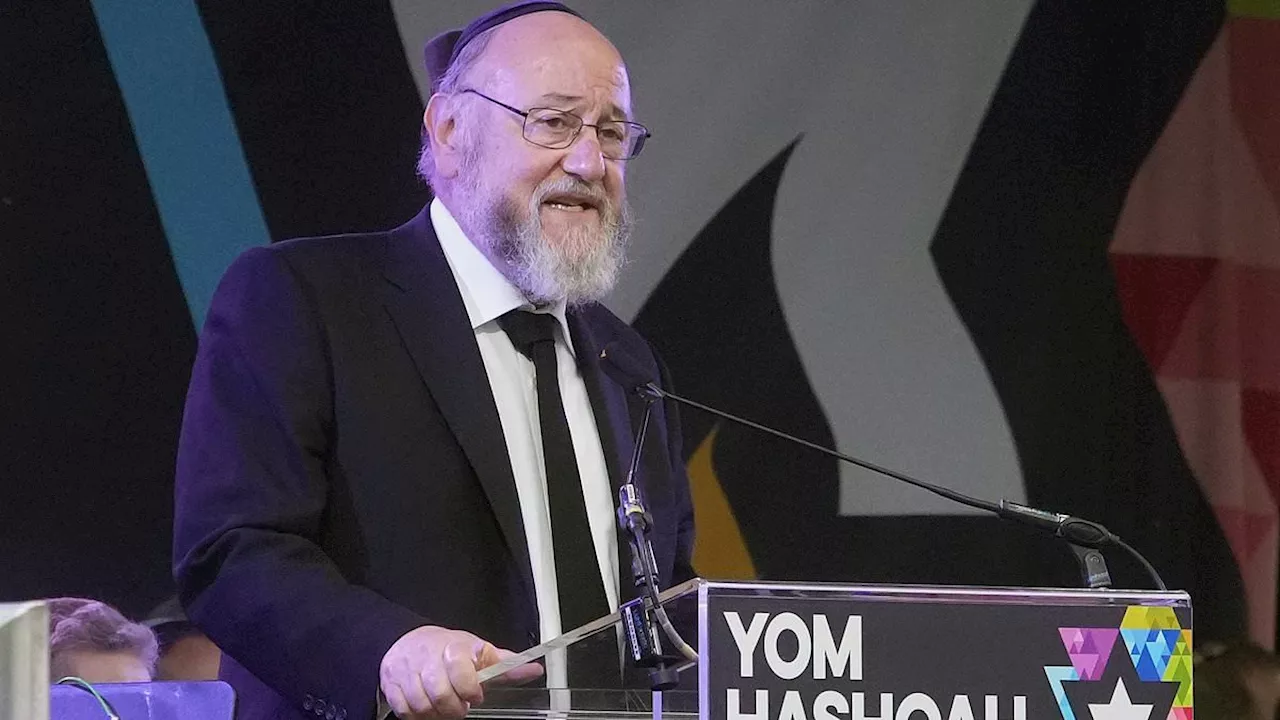 Chief Rabbi Warns Legislation for Assisted Suicide Could Turn Life into a Commodity