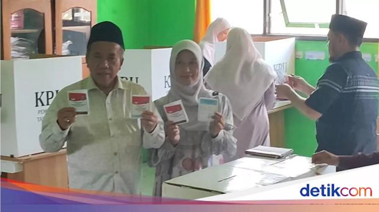 Ziarah ke Makam Leluhur Sebelum Nyoblos, Gus Mujib Yakin Menang Pilbup Pasuruan