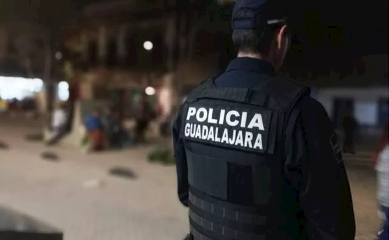 Asaltan cuartel de la Policía Auxiliar en Guadalajara; roban 24 armas