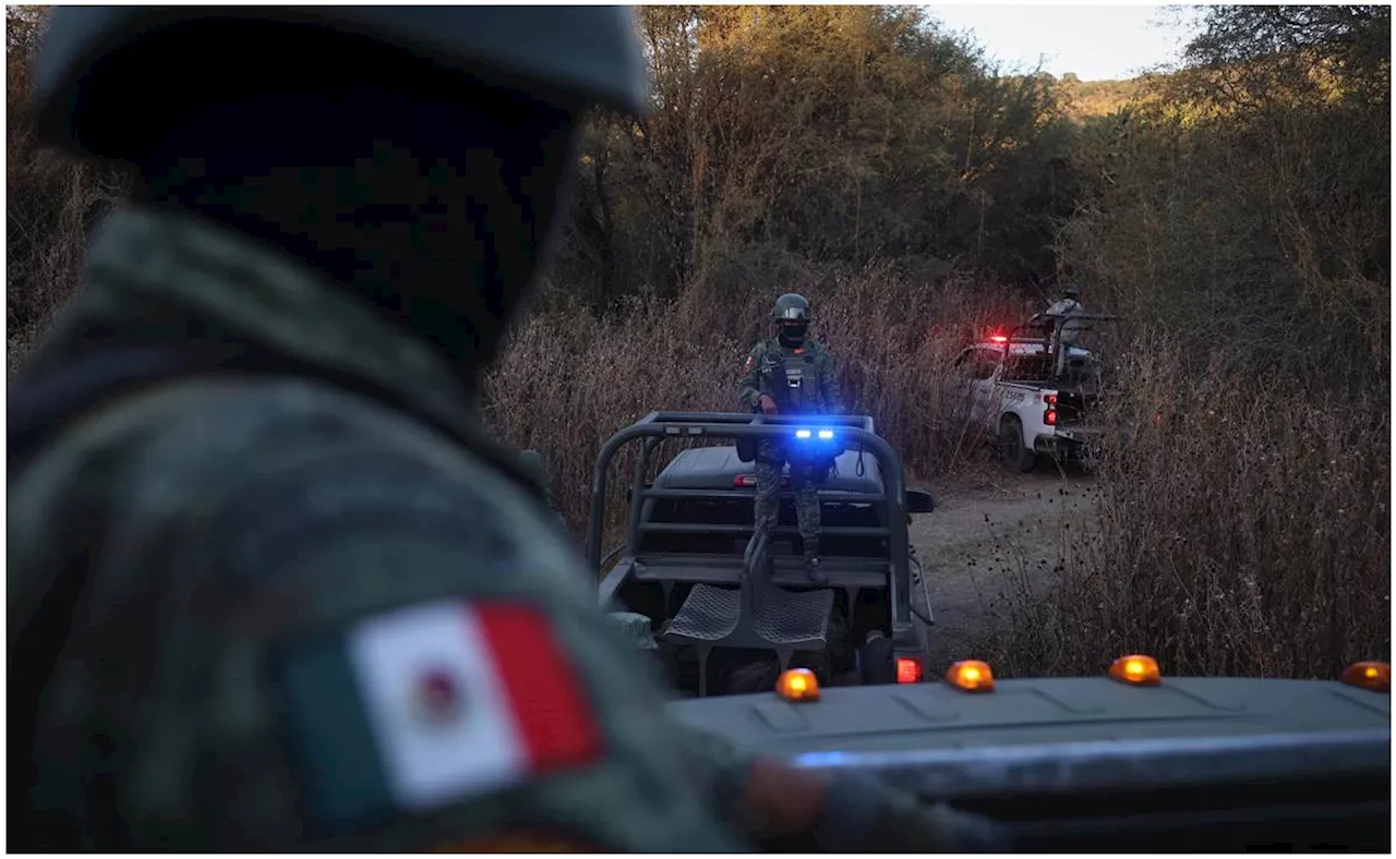 FOTOS: Aseguran narcolaboratorio del CJNG en límites de Michoacán y Jalisco; no hay detenidos, informan