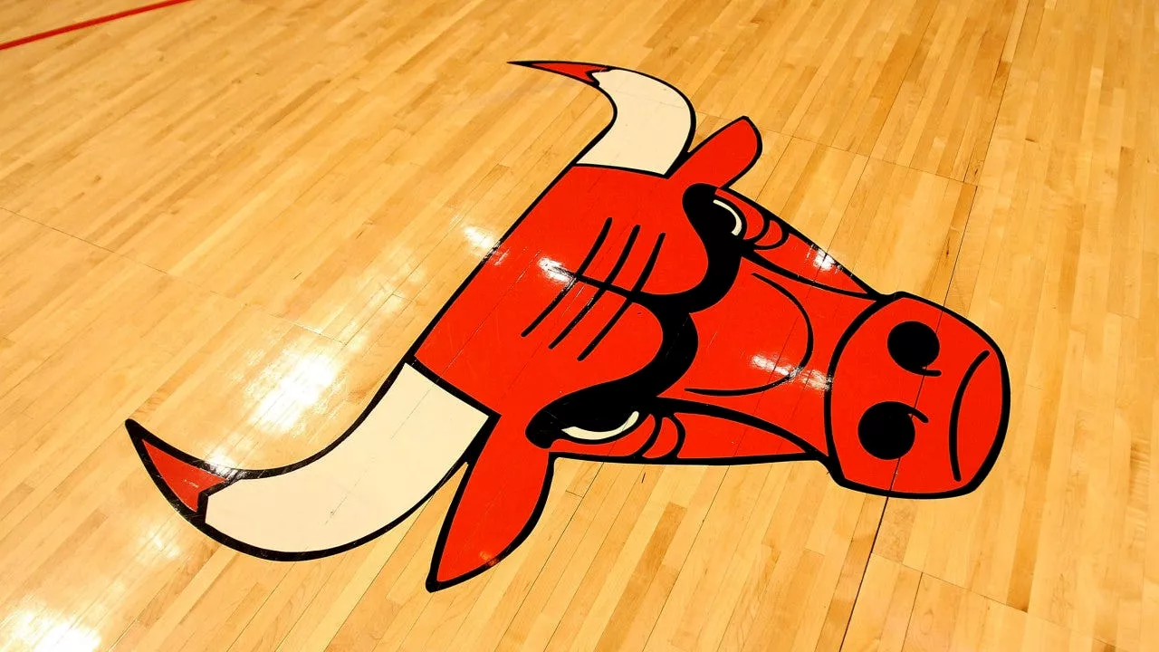 Vucevic and White lead Bulls to 127-108 win over Wizards, losers of 12 straight