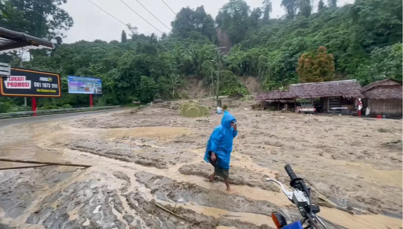 Lima Orang Meninggal akibat Longsor di Jalan Medan-Berastagi, 24 Orang Lainnya Dirawat 